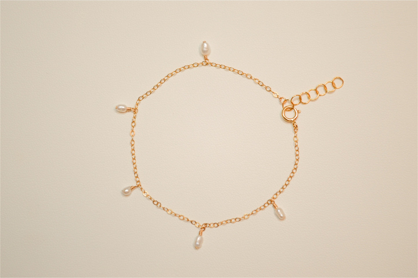 Princess pearl bracelet