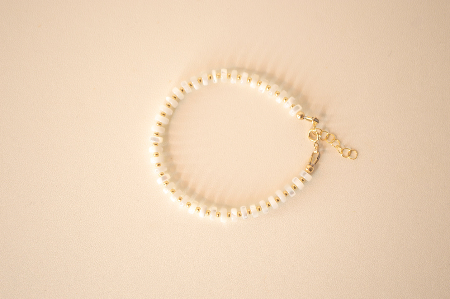 Mother of Pearl Bead Bracelet