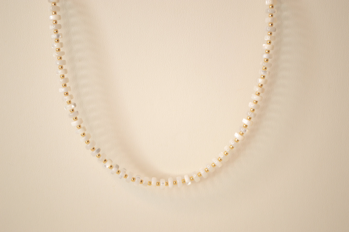Mother of pearl bead necklace