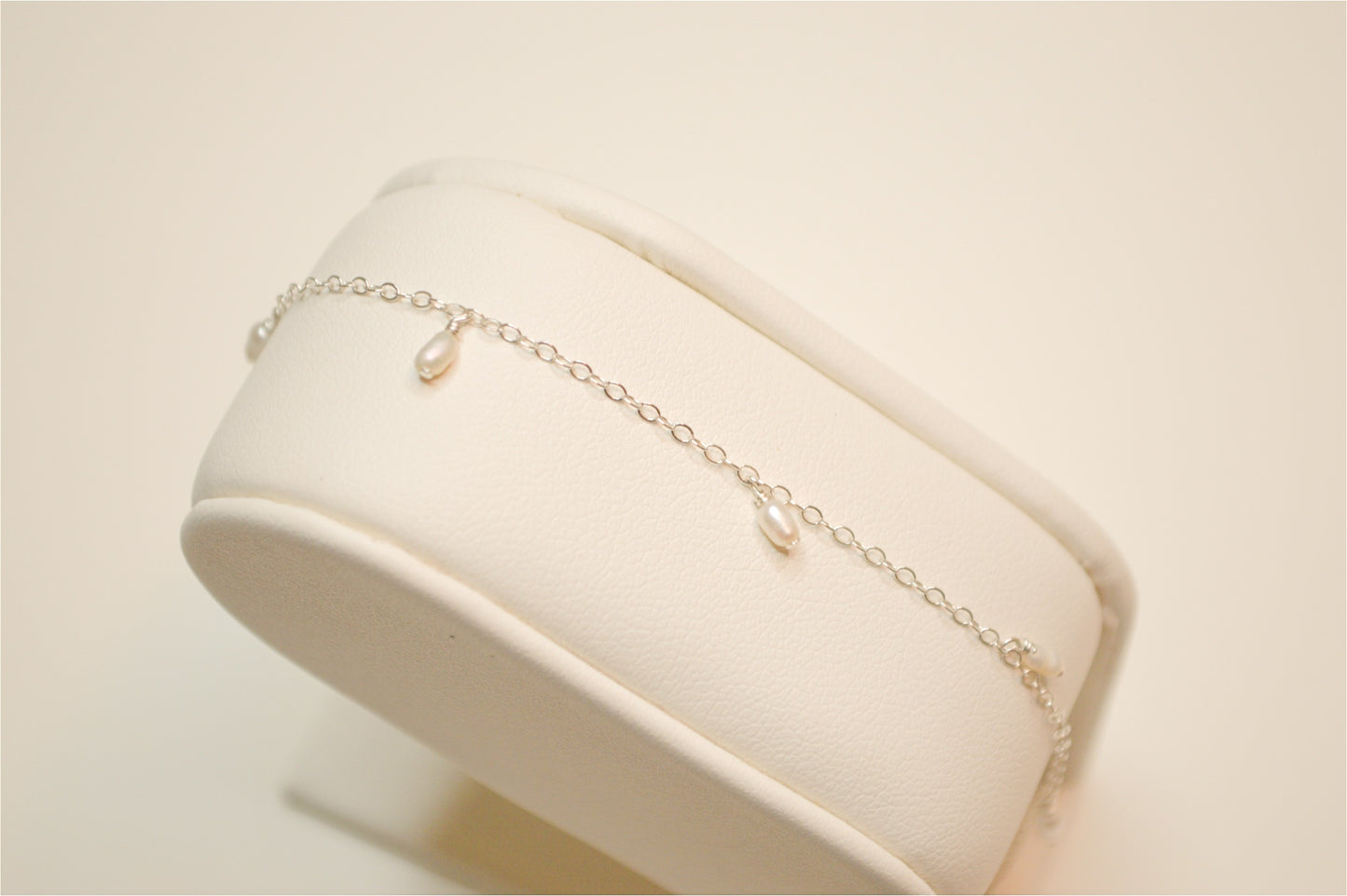 Princess pearl bracelet