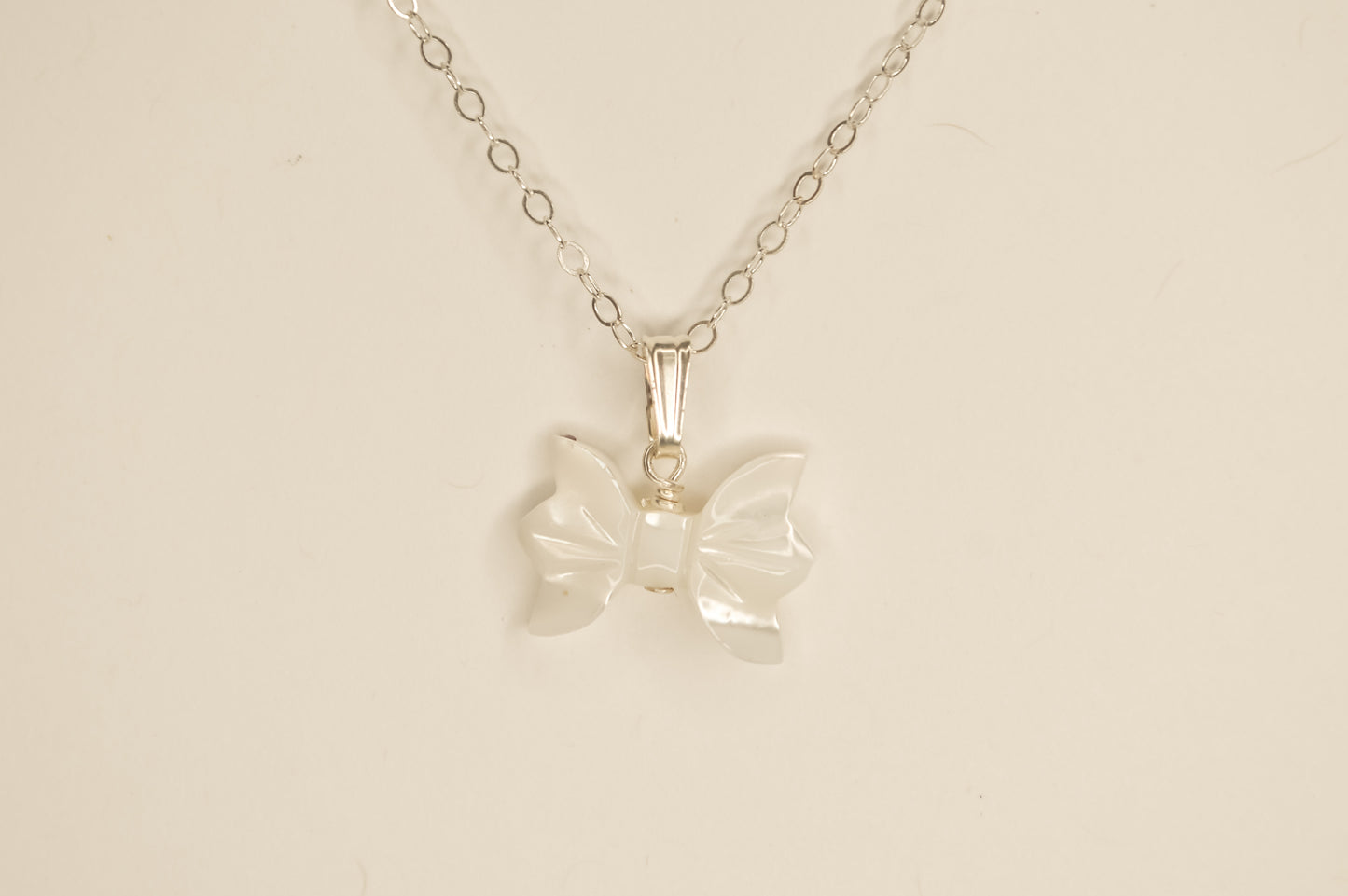 Mother of Pearl Bow Necklace