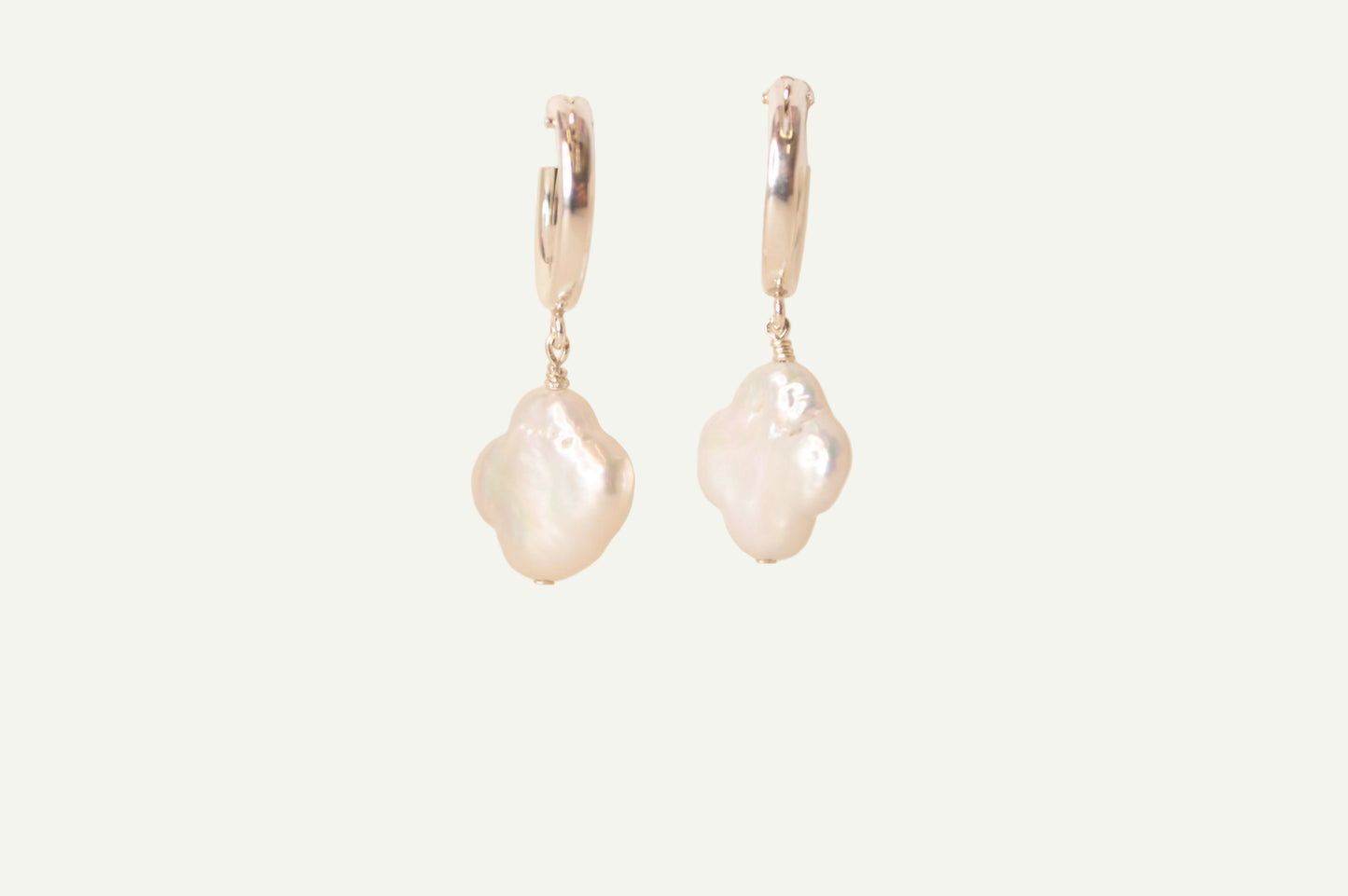 Clover pearl hoops
