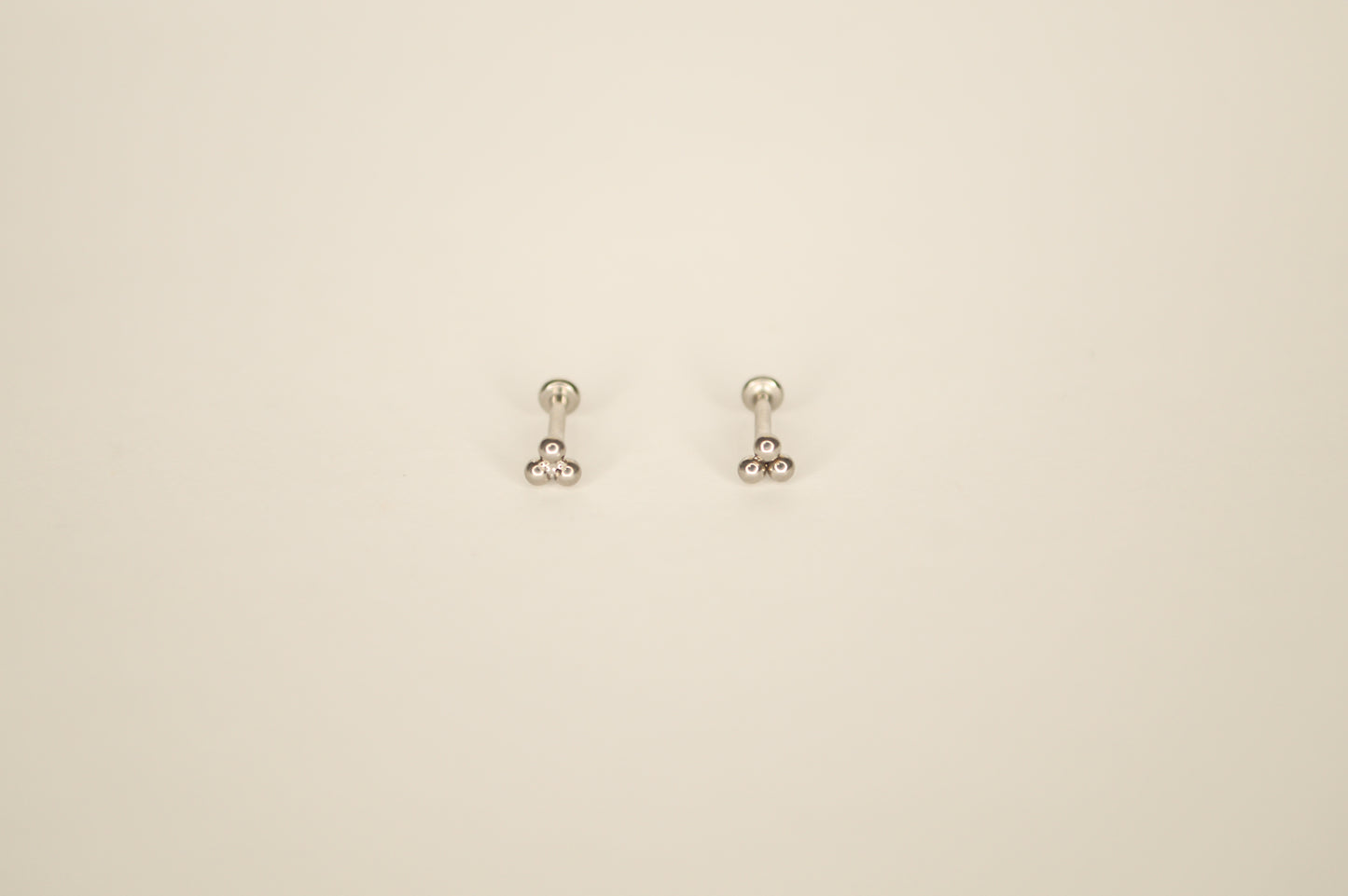 Silver trio ball flatback studs