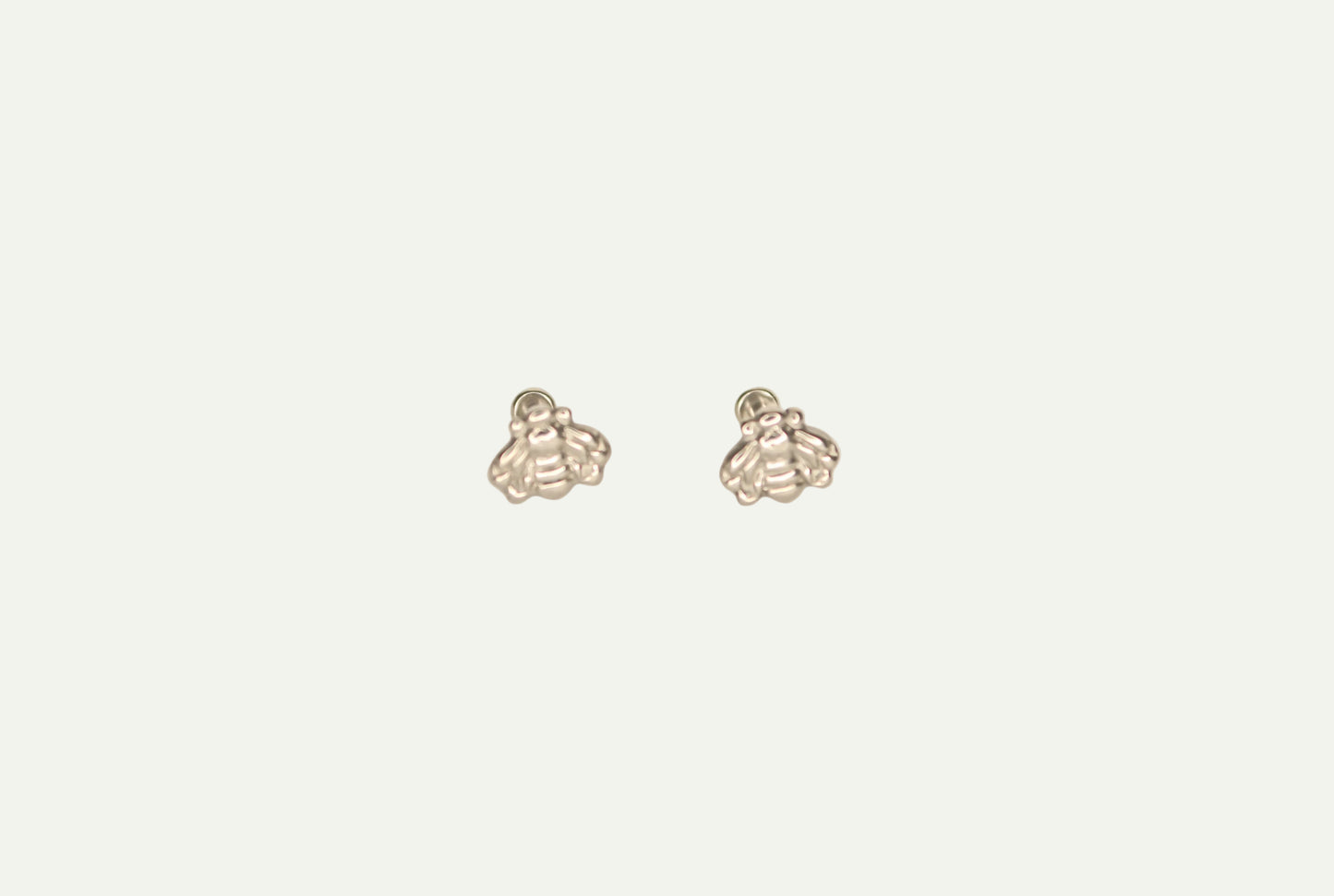 Silver bee flatback studs