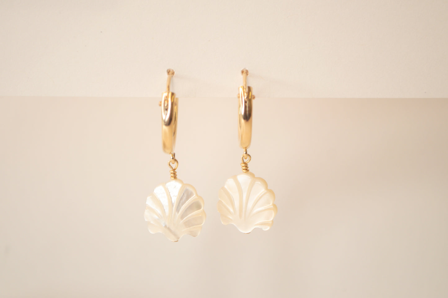Mother of Pearl Clam Hoops