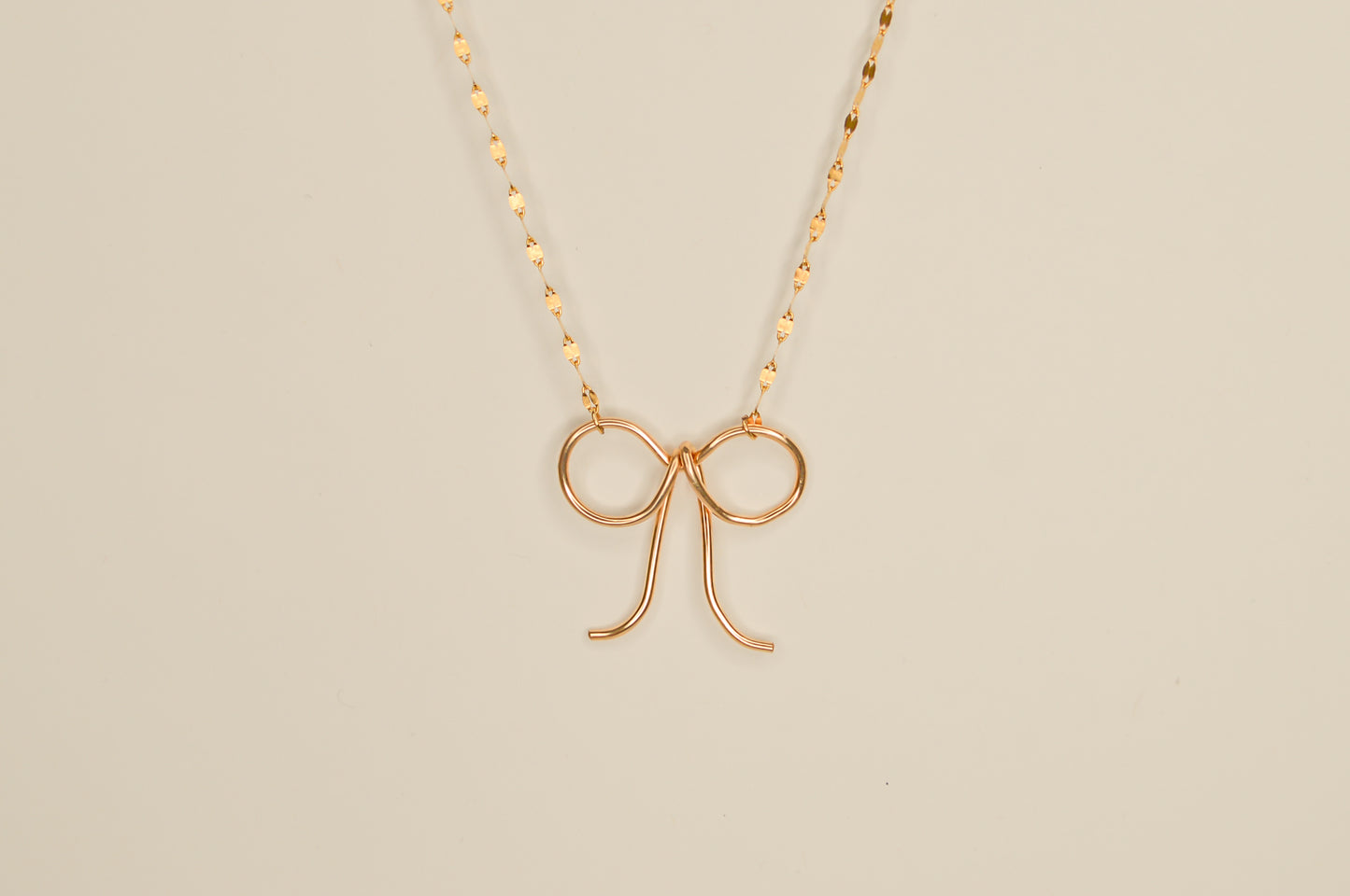 Perfect Bow Necklace