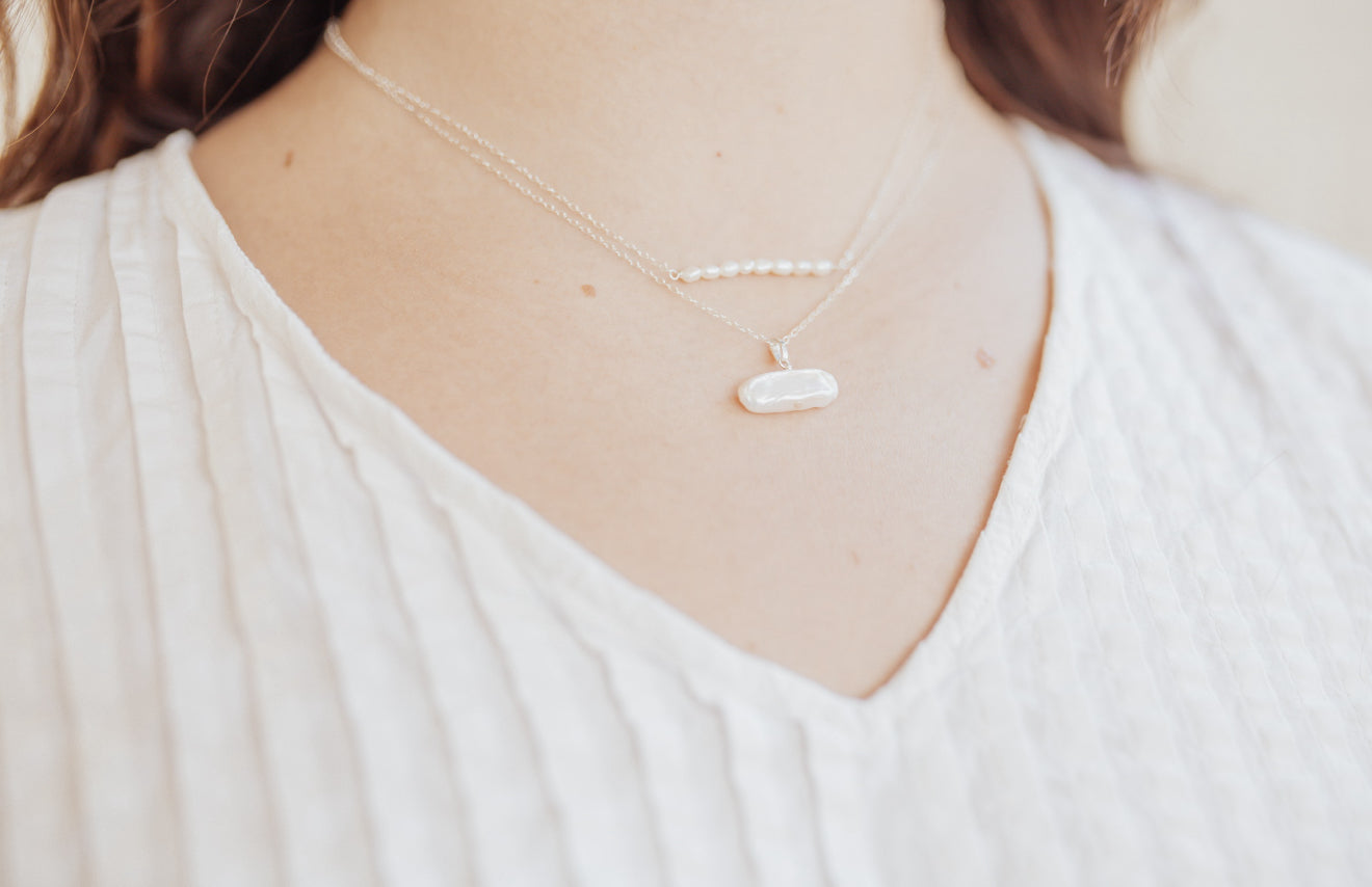 Pearl Bar Necklace