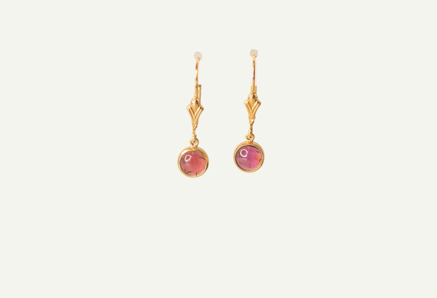 Garnet Leverbacks