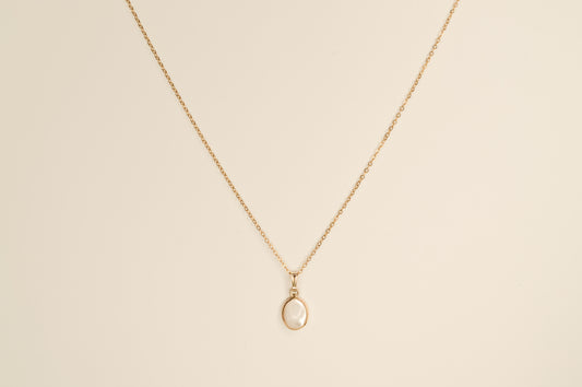 Mother of Pearl Bezel Necklace