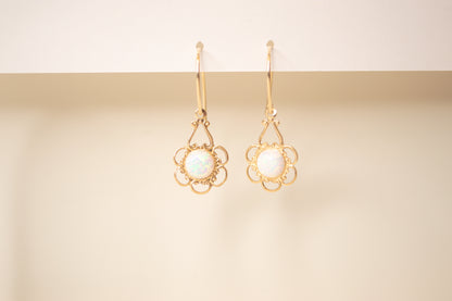 Opal Earwire