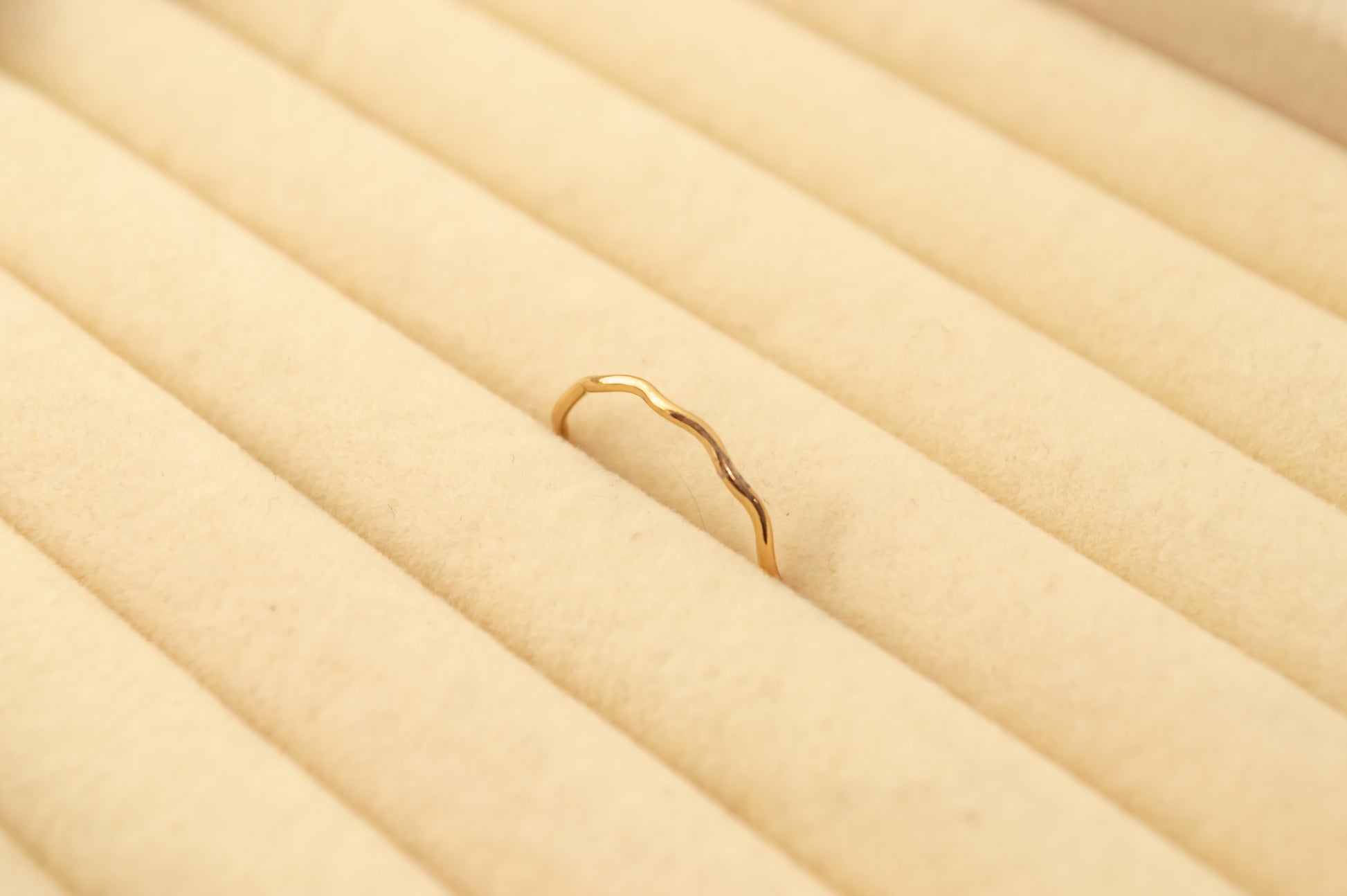 Good Vibrations Ring 6 / .925 Sterling Silver Good Vibrations Ring 6 / .925 Sterling Silver