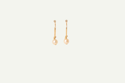 Elegant Pearl Earwire