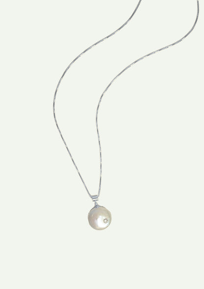 Étoile Pearl Necklace