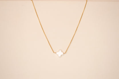 Clover Mother of Pearl Necklace
