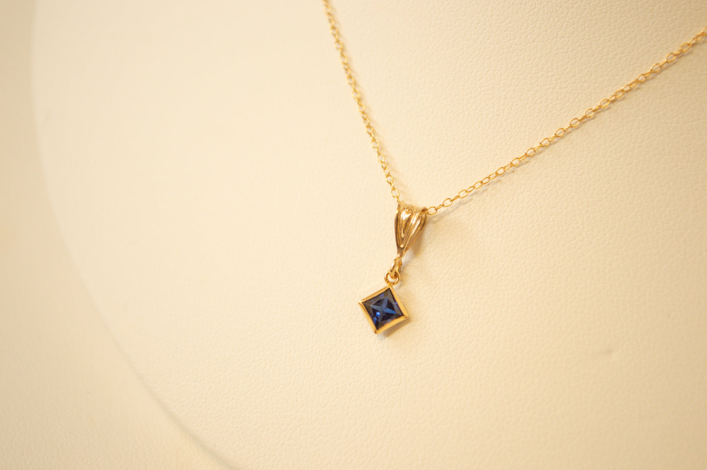 Sapphire Duchess Necklace
