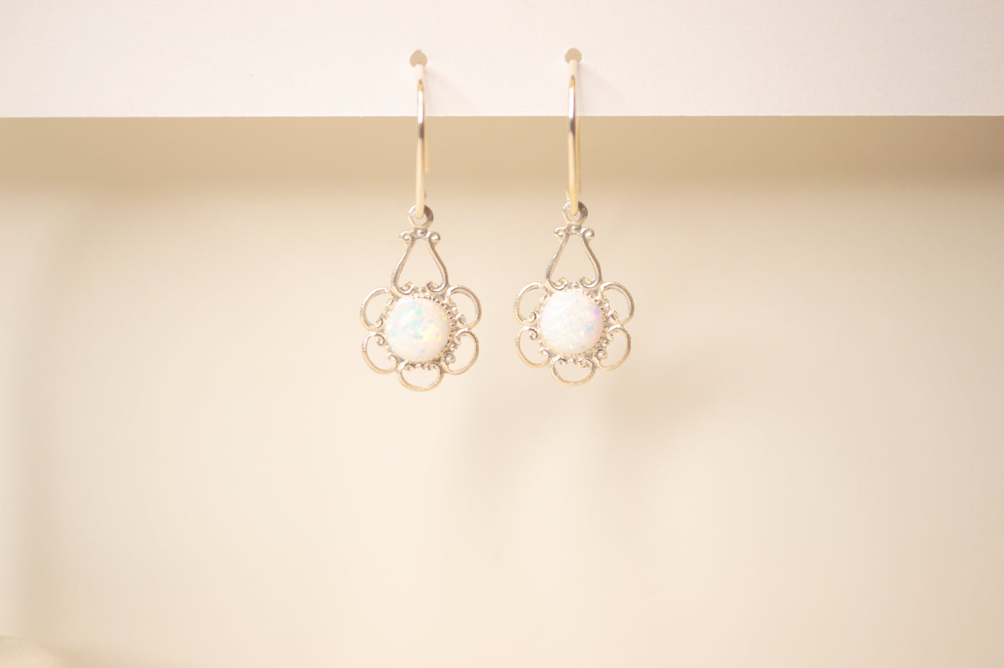 Opal Earwire