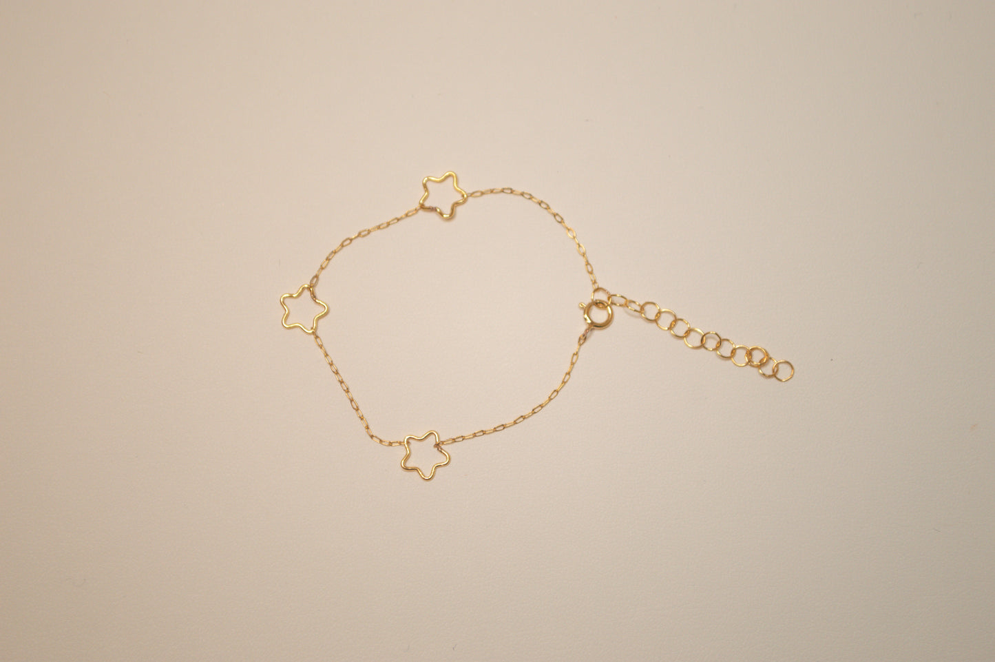 Star connecting bracelet