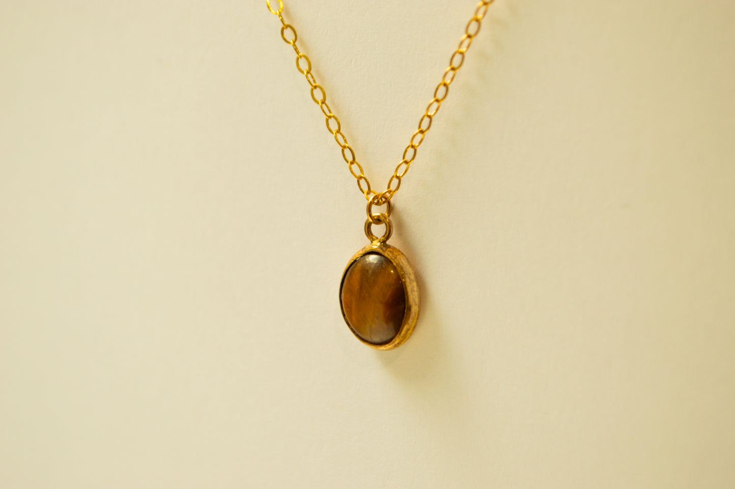 Tiger's Eye Bezel Necklace