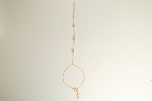 Pearl Connector Handchain
