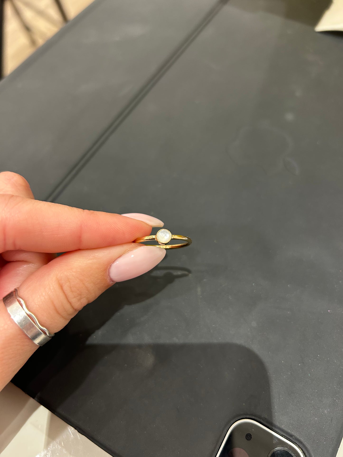 Mother of pearl heiress ring